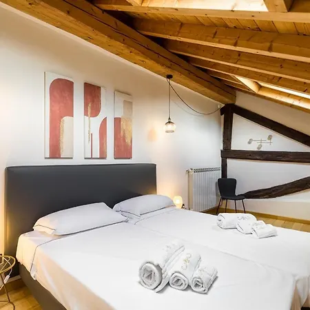 아파트 Palazzo Odescalchi