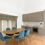 Apartment Palazzo Odescalchi *