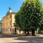 Palazzo Odescalchi Apartment *