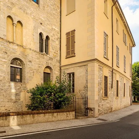 Palazzo Odescalchi Apartmán *